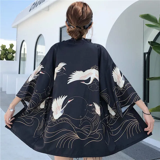 Exquisite Japanese-themed Crane Waves Women's Kimono Cardigan