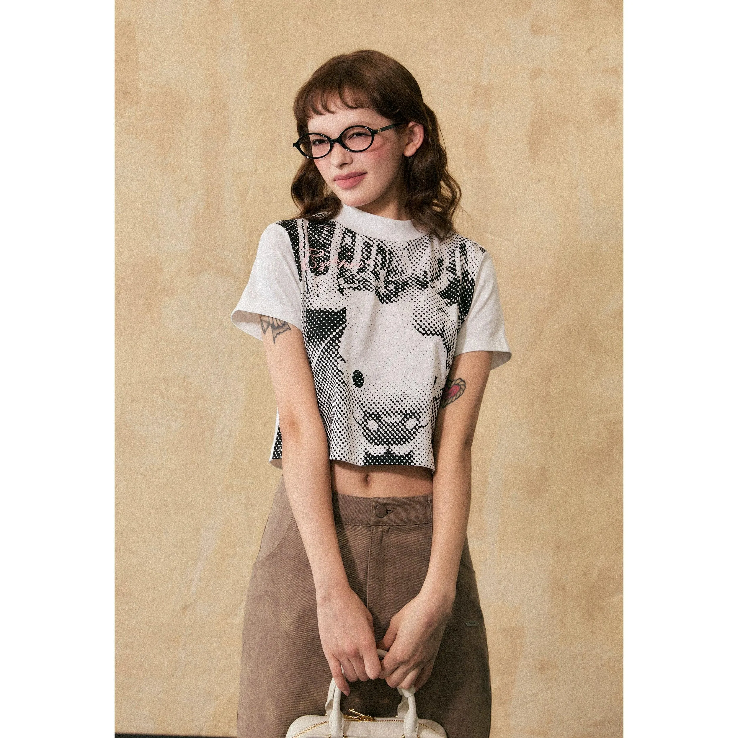 Ezek Artistic Halftone Print White Oversized T-Shirt And Gray Pleated Mini Skirt Set - Unisex Urban Streetwear