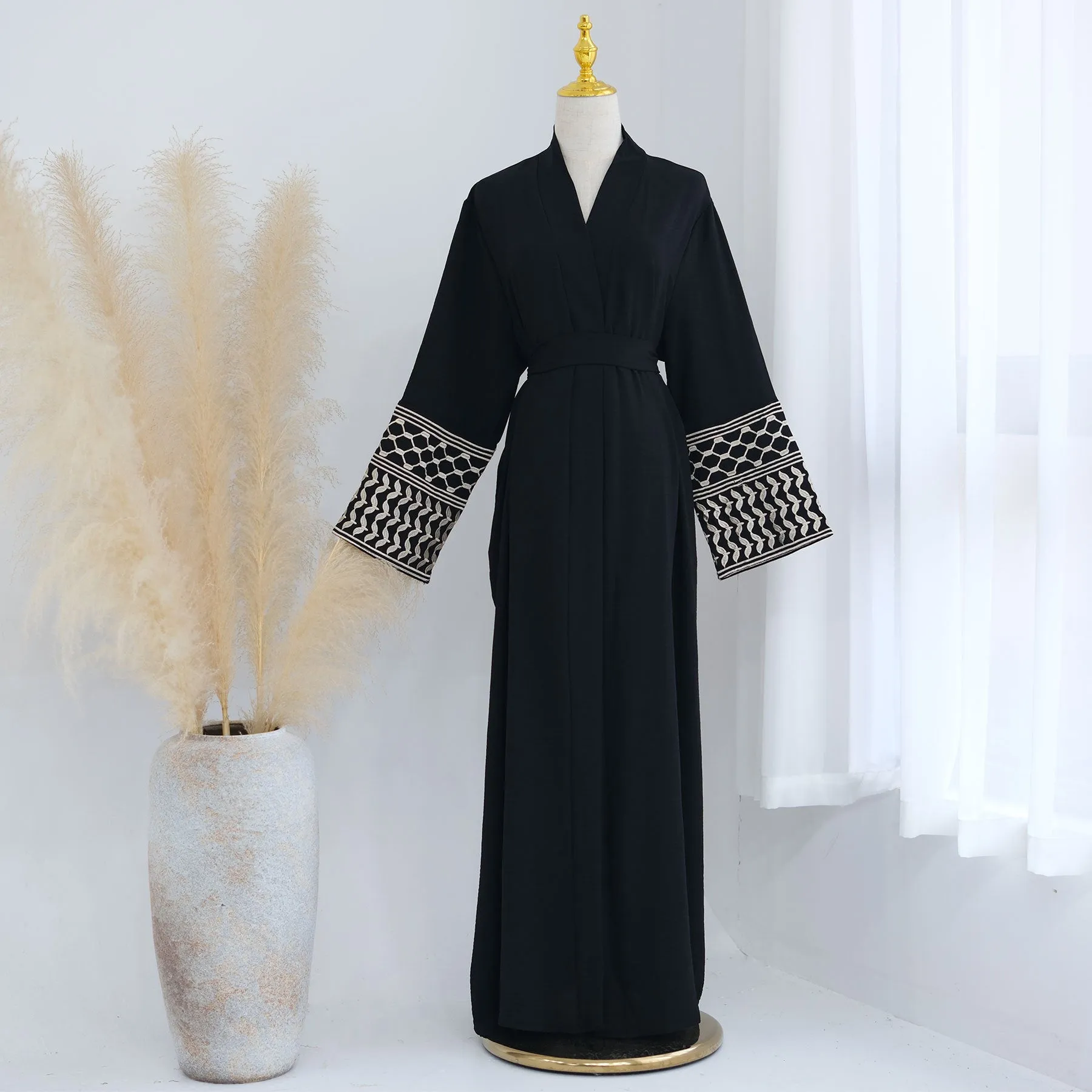 LR776 AliExpress Dubai Middle East Türkiye Dubai Exquisite Embroidered Tassel Cardigan Robe