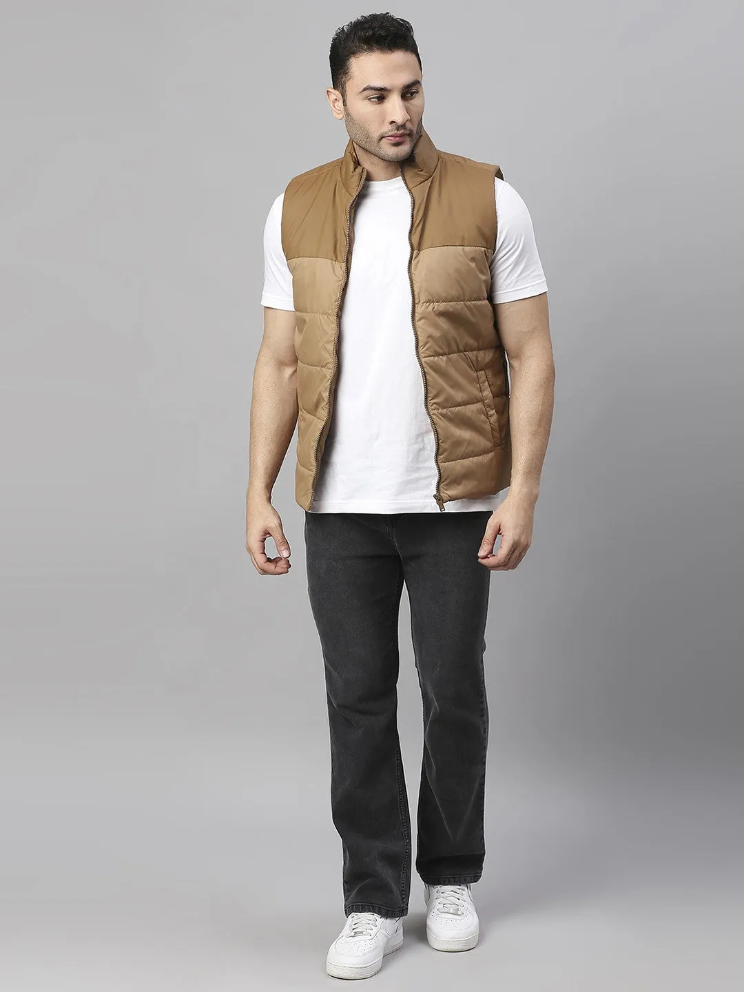 Mens Sleeveless Jacket - Lightweight Casual Winterwear  (Camel)