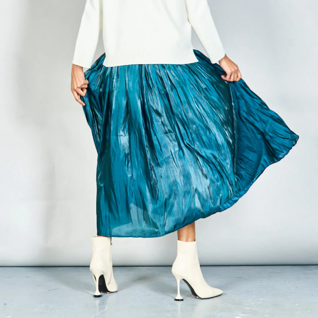 Pleated flowy midi skirt wholesale