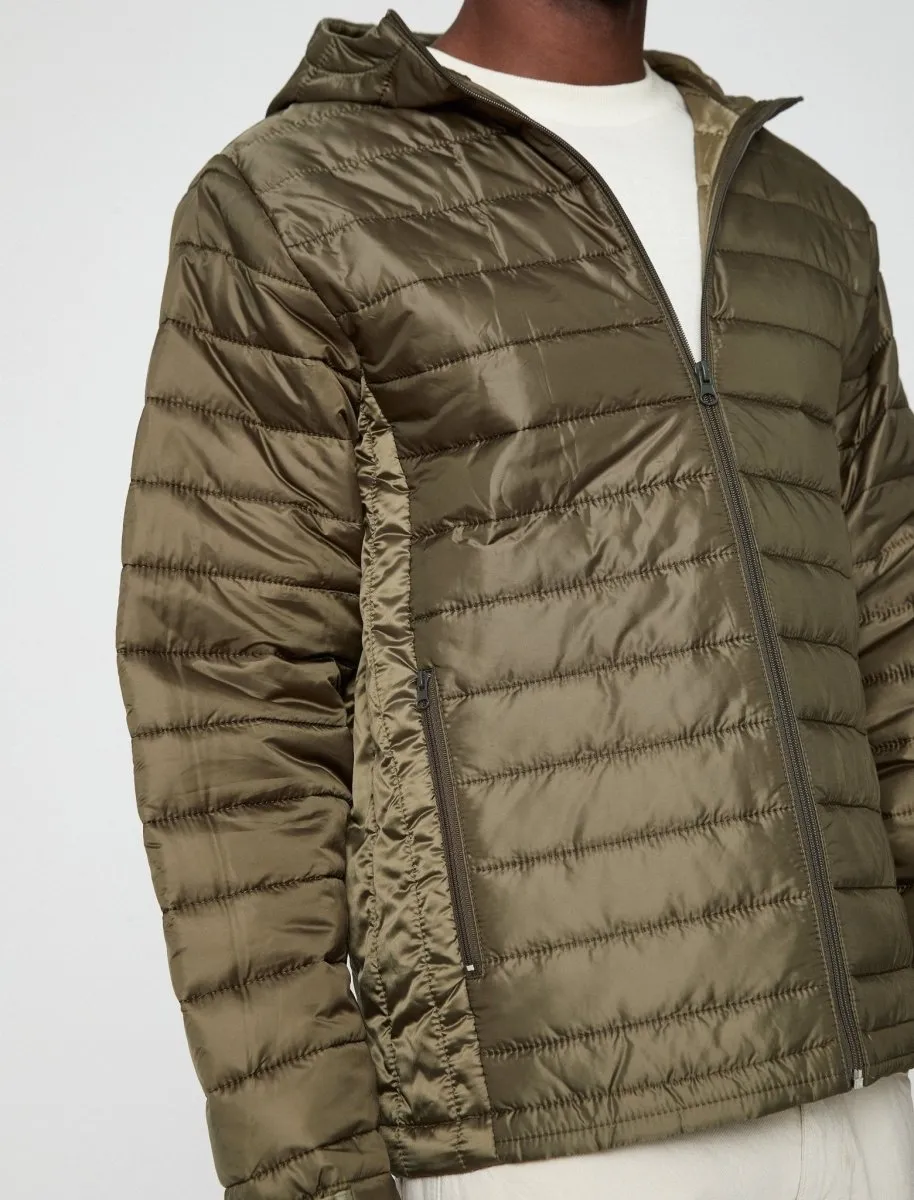 Puffer Jacket with Hood in Green