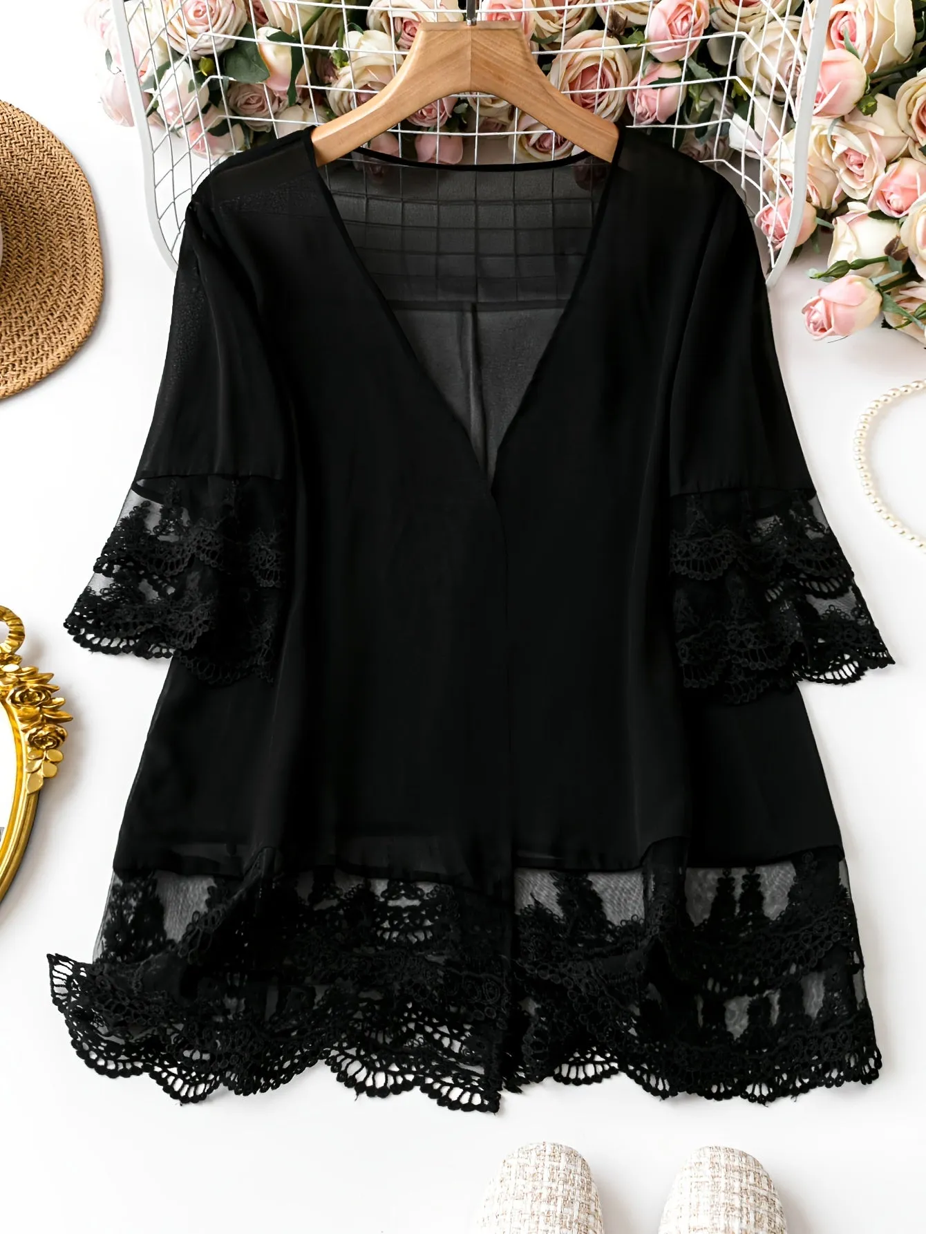 Stylish Plus Size Lace Beach Cover Up in Black