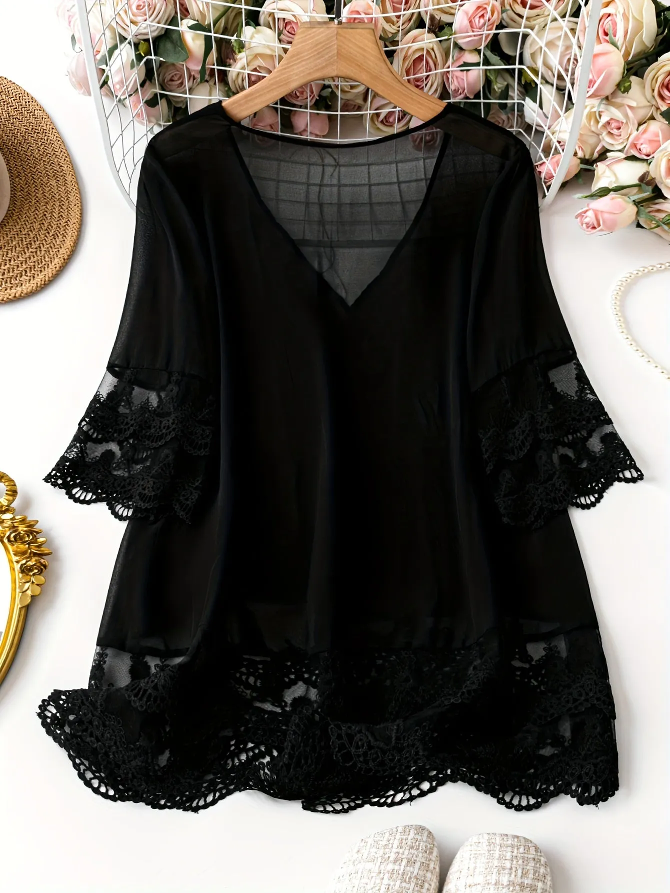 Stylish Plus Size Lace Beach Cover Up in Black